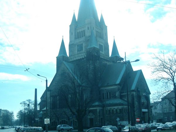 Wrocław ul. Sudecka róg ul. Sztabowej kośćiół św Augustyna