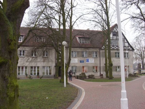 Barlinecki Ośrodek Kultury wraz z Biblioteką Miejską.