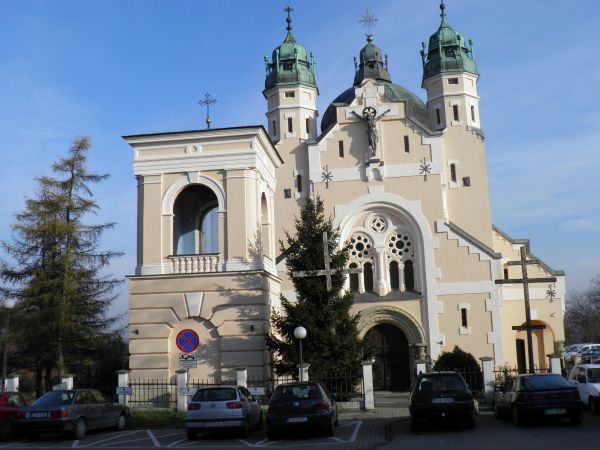 Cerkiew Grecko - katolicka p.w. Przemienienia Pańskiego  w Jarosławiu . Sanktuarium Maryjne Brama Miłosierdzia.