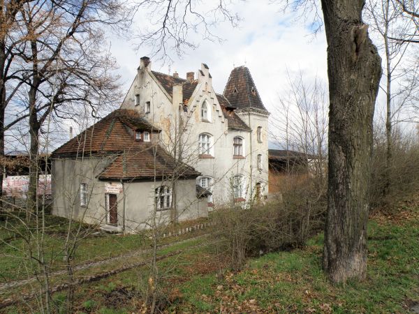 Dawny dworzec kierunek Srebrna Góra