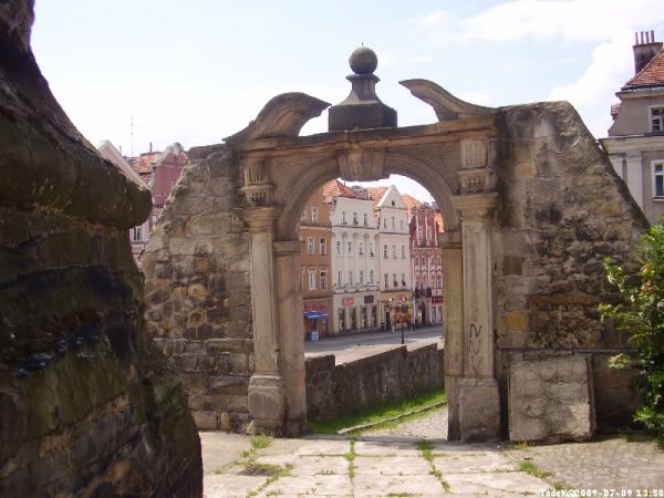 Przy kościele diecezjalnym