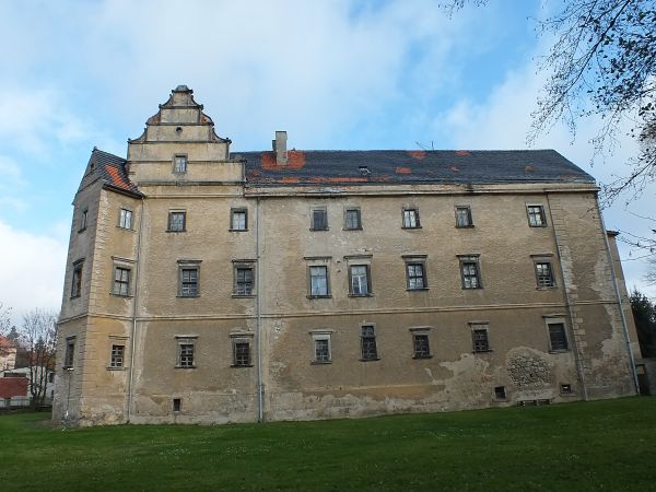 Zamek w Lwówku Śl. - Płakowice