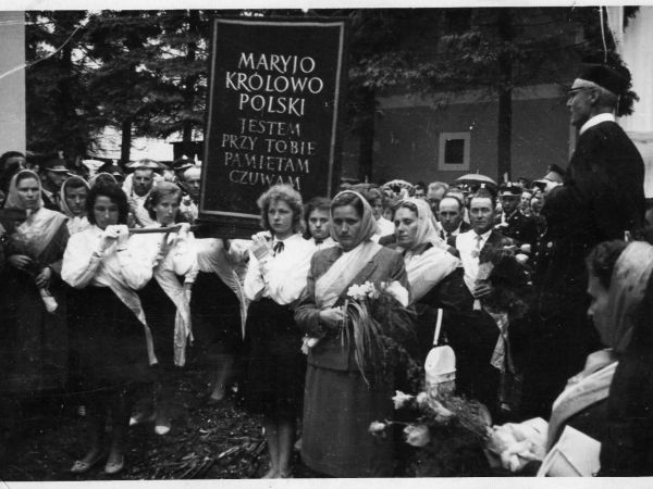 Misje w Zbylutowie .Rok ok 1963 r