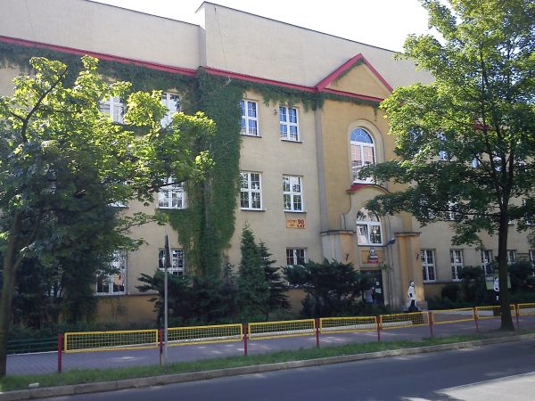 Sosnowiec-Szkoła Podstawowa nr.4