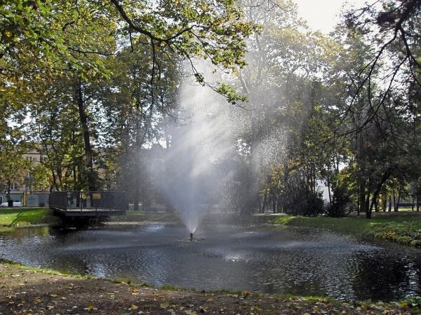 Fontanna w Parku im. Stanisława Staszica