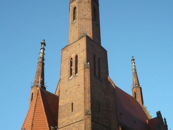 Kościół p.w. Niepokalanego Poczęcia NMP1859-1861 neogotycki.