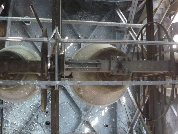 Dzwony widziane z góry.