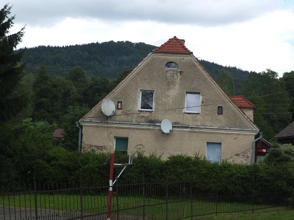 Typowy budynek w Droszkowie