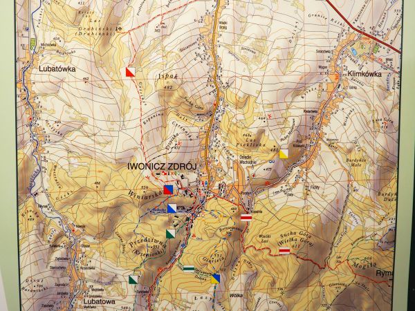 to "bardziej smakowite od bombonierki" - to wprost wyborne ! - takie "dzieła  dostępne dla oka" w miejscowym CIT - polecamy !