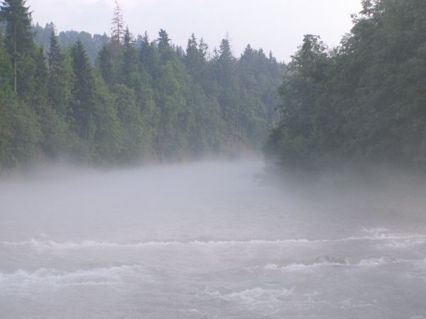 Gliczarów Dolny - widok z mostu na Dunajcu