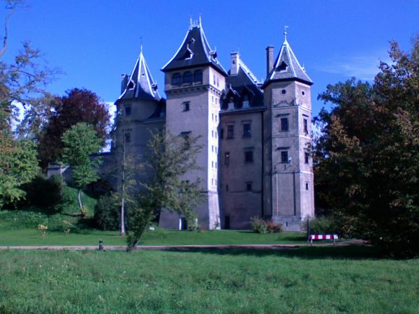 Zamek w stylu renesansu francuskiego