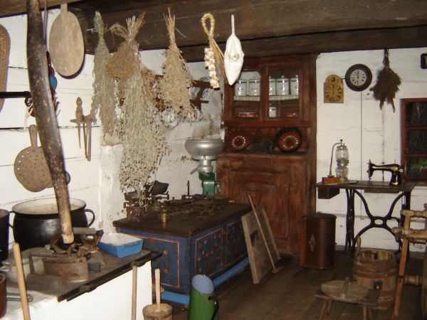 Skansen - wnętrze chaty
fot. Stanisław Ponikierski