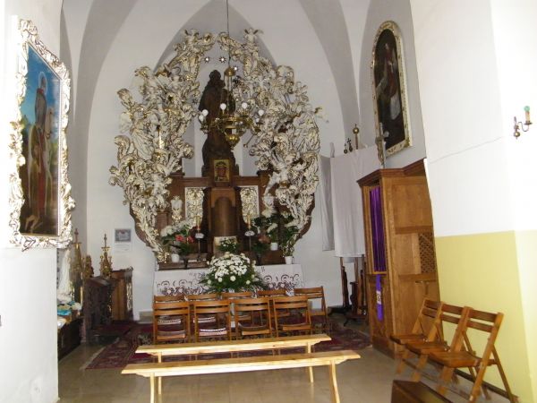 Boczna nawa w kościele Św. Marcina