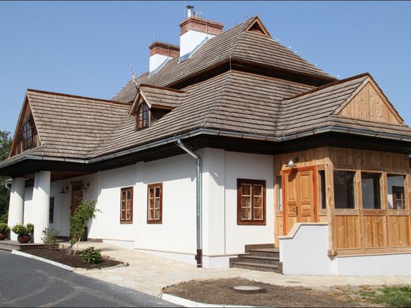 Skansen budownictwa ludowego.