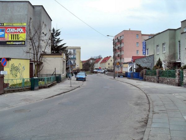 Łuk na ulicy Wybickiego