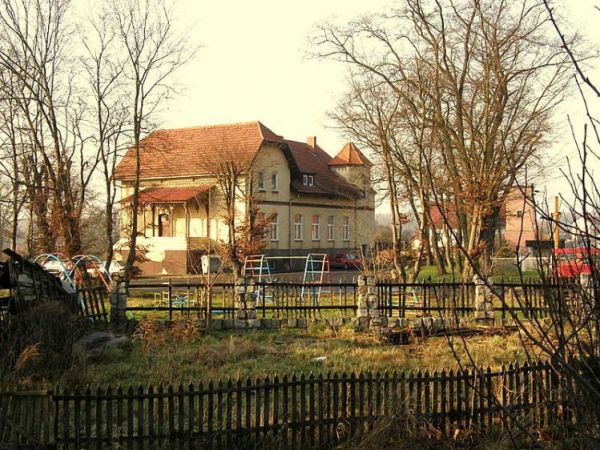 Świetlica wiejska  od strony Żagania