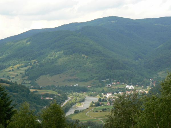 Piwniczna-Bziniaki  widok w stronę Młodowa.