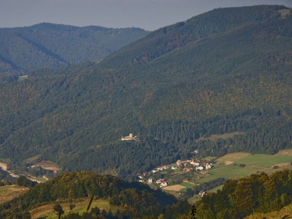 Rytro-ruiny zamku na Suchej Strudze