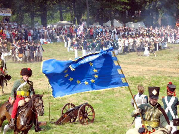 Podczas tegorocznych Dni Twierdzy Nysa dnia 31 lipca 2009 r. Nysie wręczono Europejską Flagę Honorową.