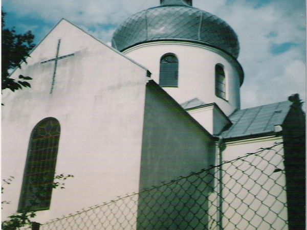 Cerkiew greckokatolicka w Wielopolu zbudowana w 1939r. Jest to świątynia filialna, pw. św.Michała Archistratega na planie krzyża z centralną kopułą.