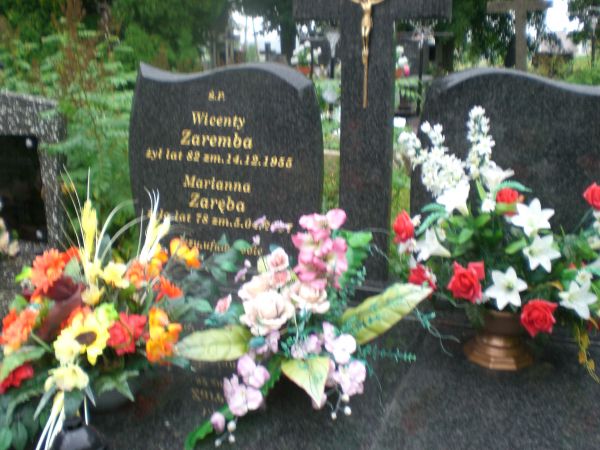 Tutaj spoczywaja moi ukochani Rodzice.