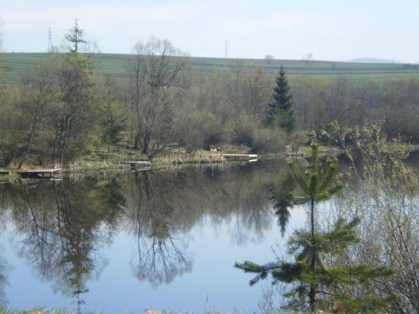 Pod Nowinami, między Długopolem a Krauszowem