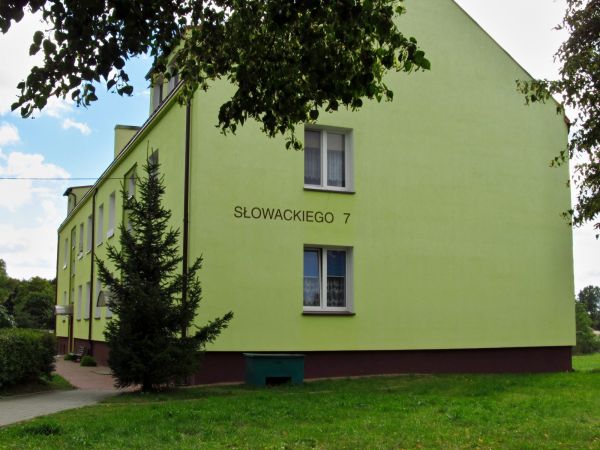 Blok mieszkalny przy ulicy Słowackiego 7