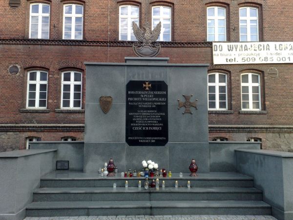 Żołnierzom 56 Pułku