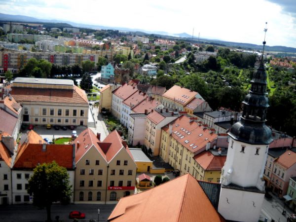 Złotoryja z lotu ptaka

Złotoryja (łac. Aureus Mons, niem. Goldberg, daw. Złota Góra) – miasto i gmina w południowo-zachodniej Polsce w województwie dolnośląs