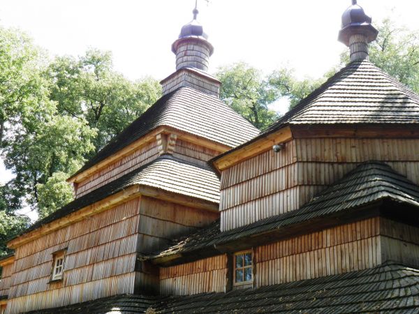 Drewniana , zabytkowa cerkiew grecko-katolicka w Gorajcu . Zbudowana w 1586 roku. Cerkiew wyjątkowej urody , użytkowana jest obecnie przez wiernych kościoła rzy