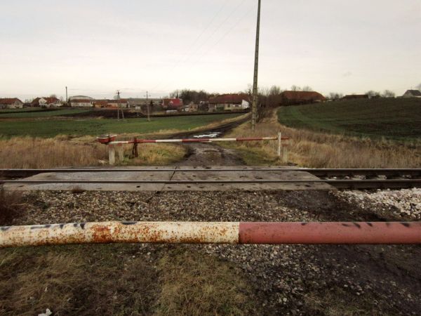 Droga do Biedaszek Małych od torów kolejowych na Kętrzyn 2011-12-19