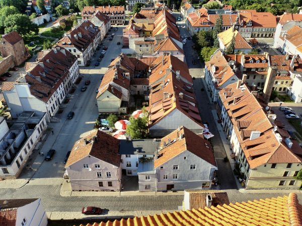 Starówka Reszelska-widok z wieży kościelnej św. Piotra i Pawła. Najwyższy punkt widokowy Reszla i okolic. 2011-08-05