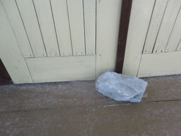 Stosowne zamknięcie kapliczki.