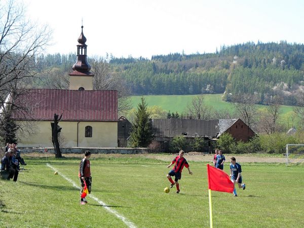 Mecz na boisku klubu FORTUNA ...