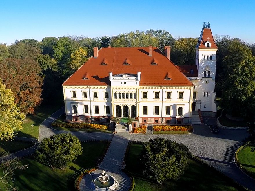 Pałac Borek Strzeliński