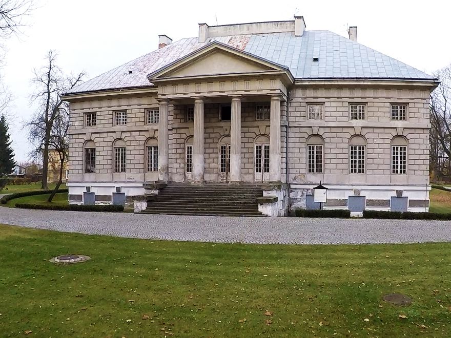 Pałac w Młochowie