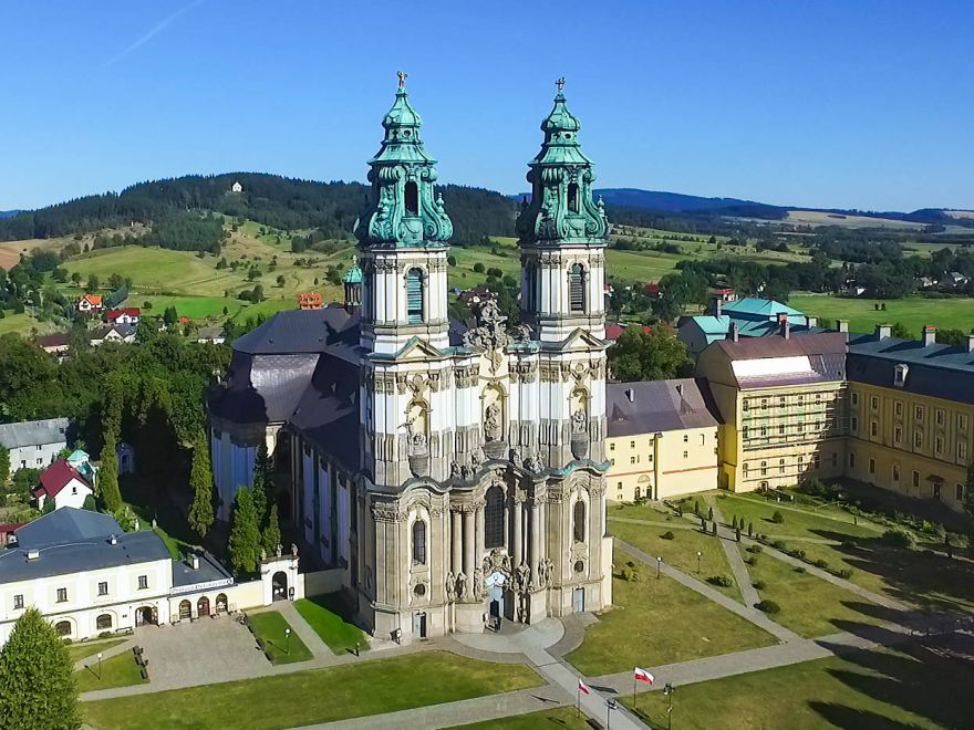 Sanktuarium w Krzeszowie