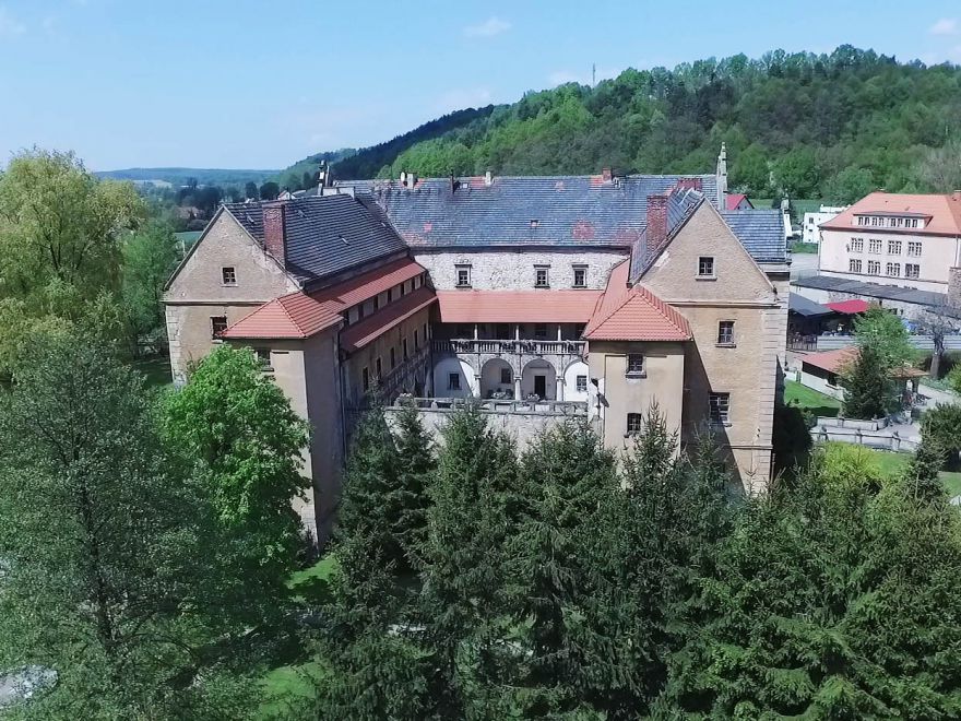 Zamek w Płakowicach