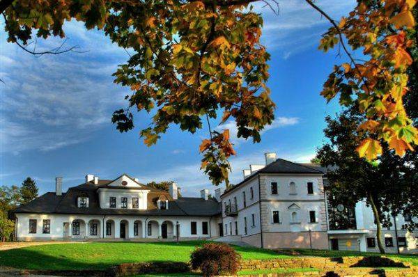 Dwór Kombornia Hotel & SPA