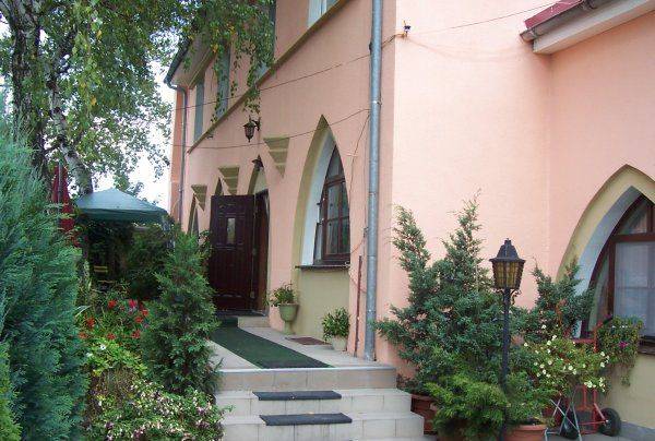 Noclegi Pod Wierzbą 