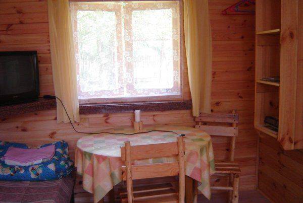 Pokoik 3-osobowy drewniany z kuchenką