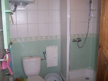 Łazienka na korytarzu p. 7 i 8