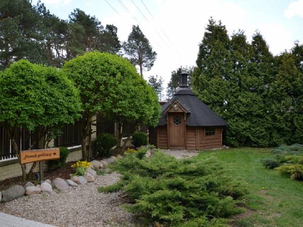 wiatka grillowa przy DW Gabriela