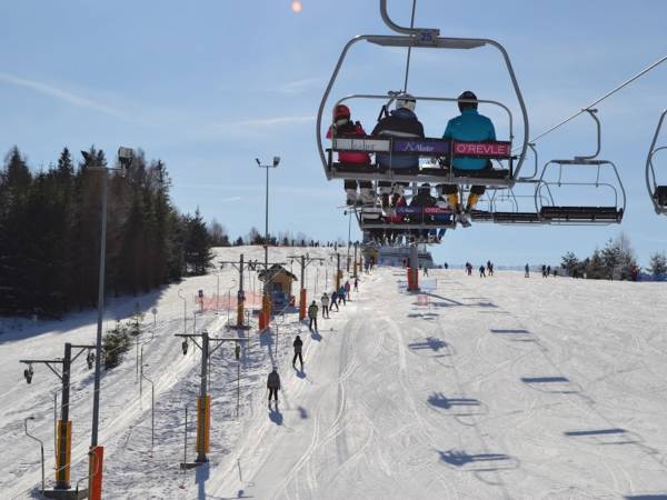 4- osobowa kolej krzesełkowa