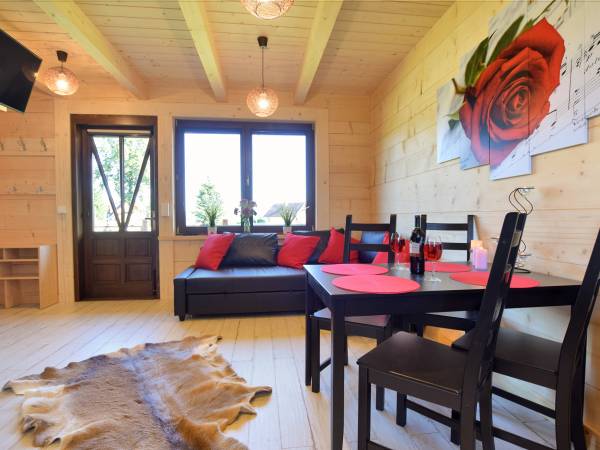 DOMKI ZIELONE SKAŁKI