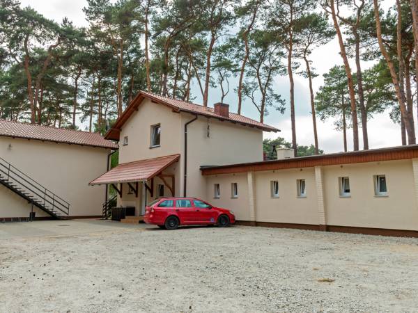 Parking - ogrodzony, monitorowany