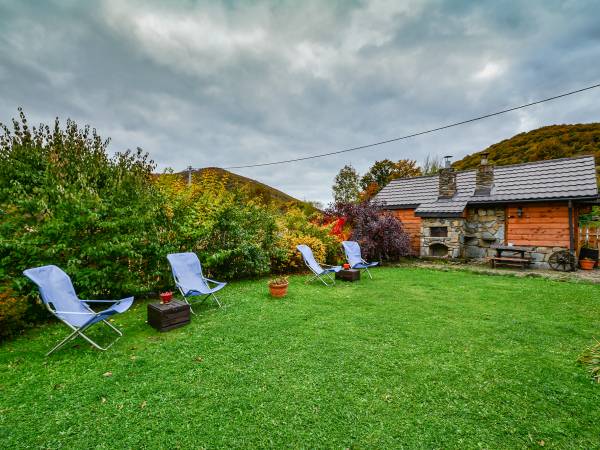 Pokoje Gościnne i Komfortowy Domek Siedlisko Moczarne