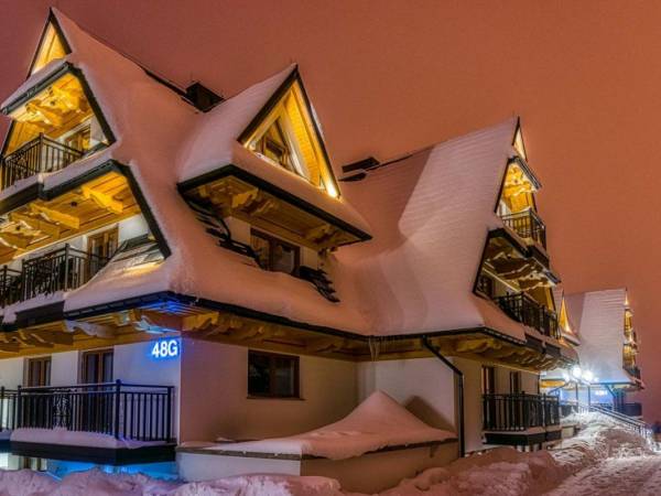 Budynek z zewnątrz zimą