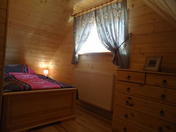 sypialnia w dużym apartamencie (2+1)