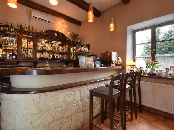 Pensjonat i Restauracja Pod Wietrzną Górą